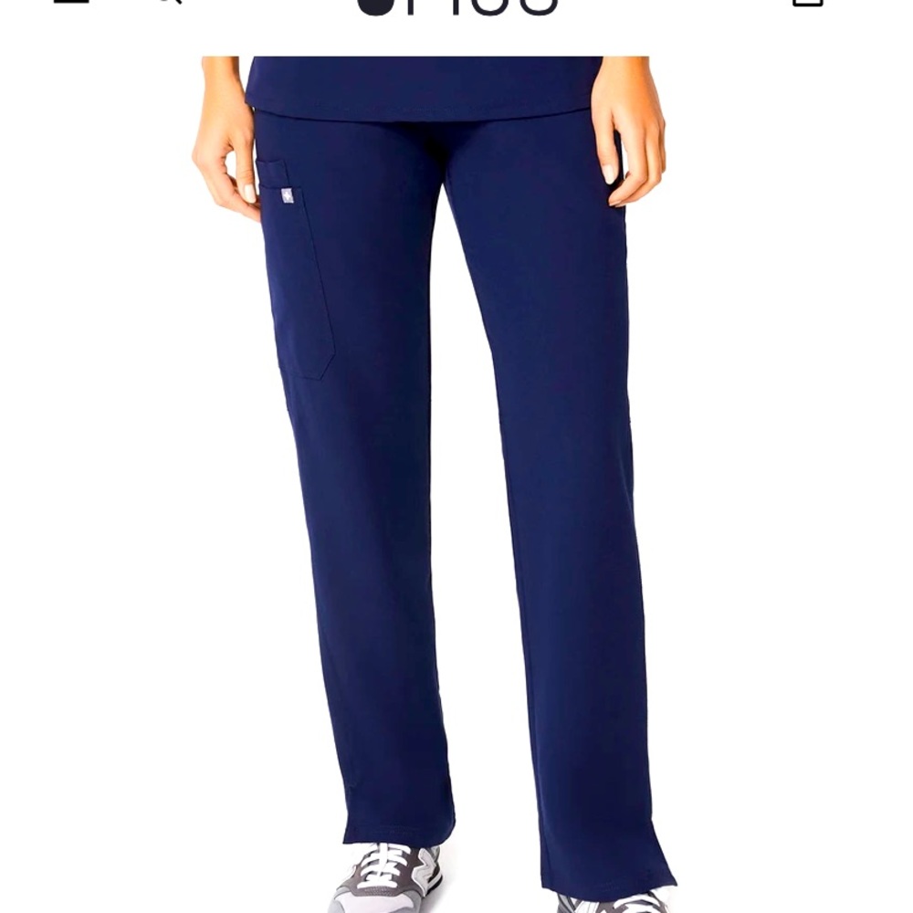 Figs Kade Cargo Scrub Pants - Navy